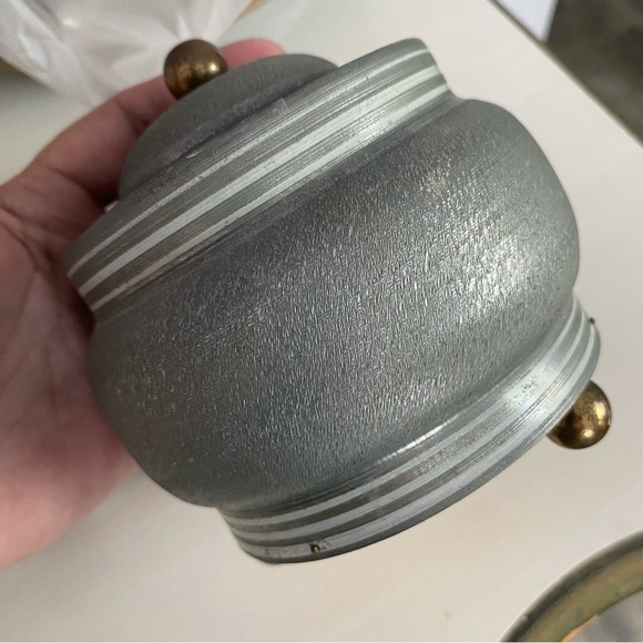 Vintage Powder Puff Trinket Music Box - Picture 6 of 9